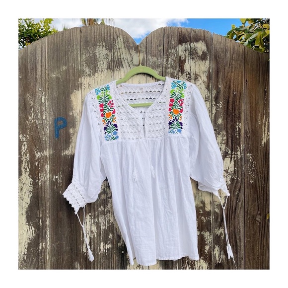 Vintage Mexican Embroidered Peasant Blouse - Picture 1 of 6